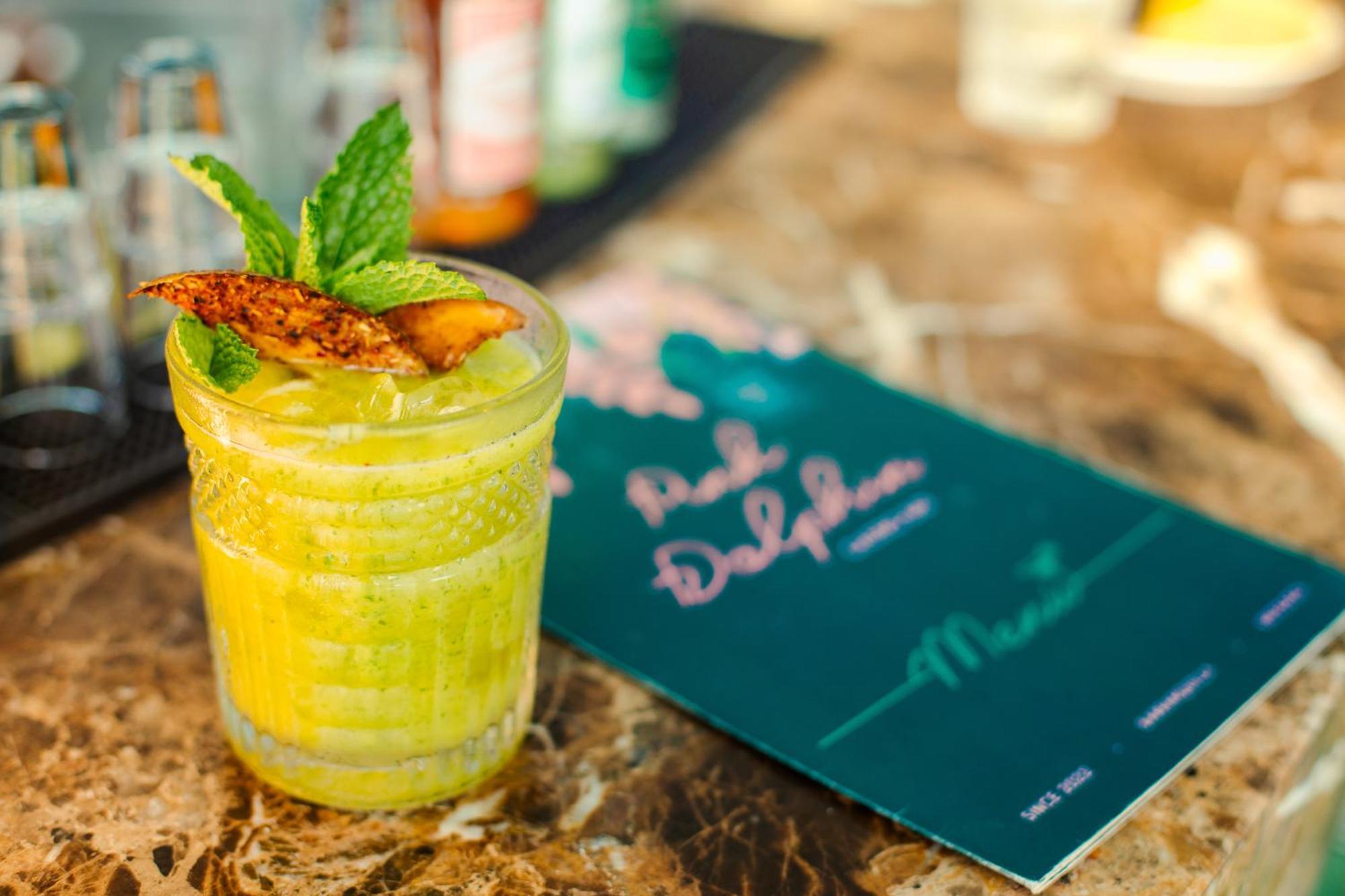 巴兰基亚 Faranda Collection Barranquilla, A Member Of Radisson Individuals酒店 外观 照片 A pineapple smoothie