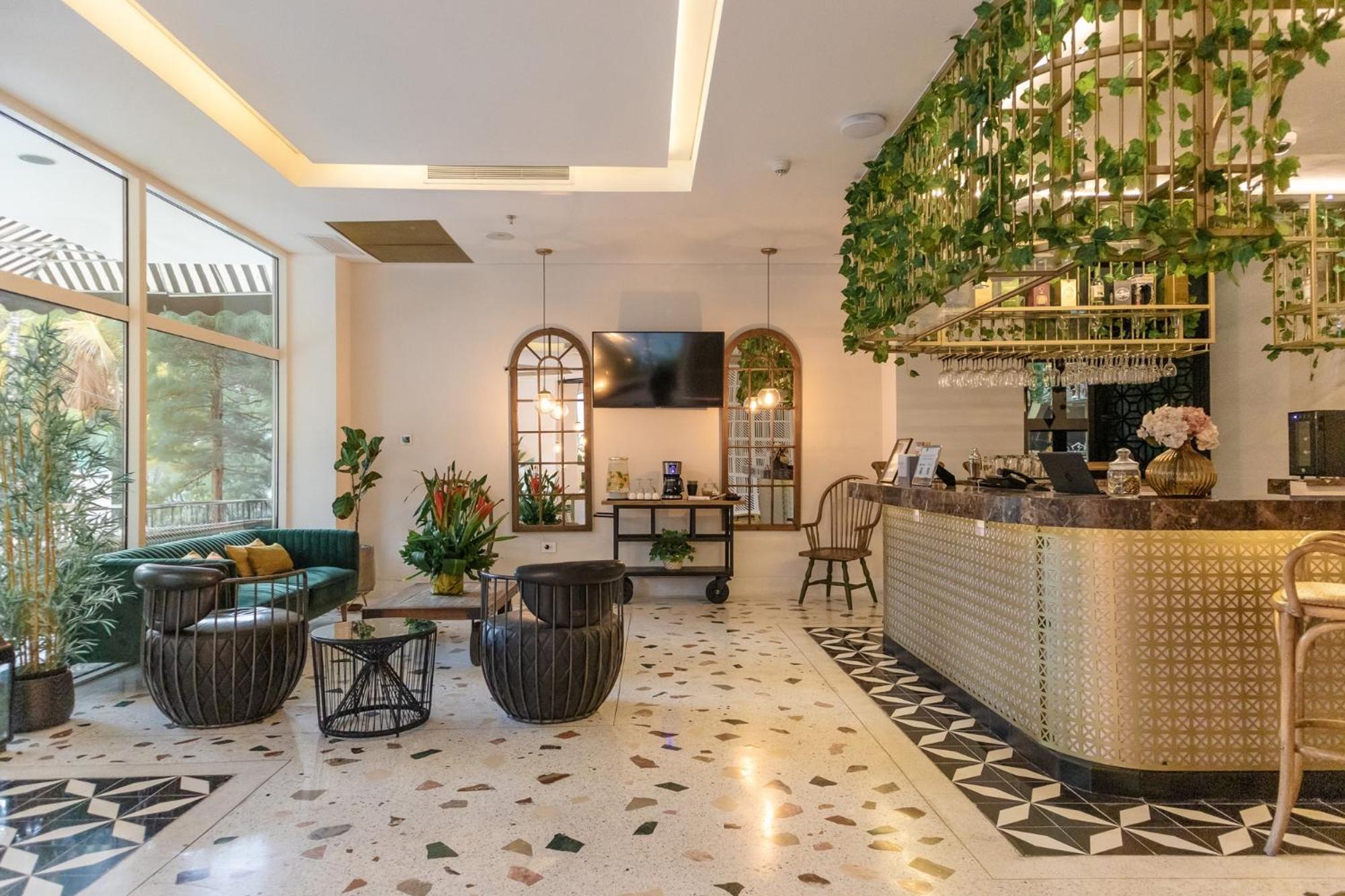 巴兰基亚 Faranda Collection Barranquilla, A Member Of Radisson Individuals酒店 外观 照片 The lobby of the hotel